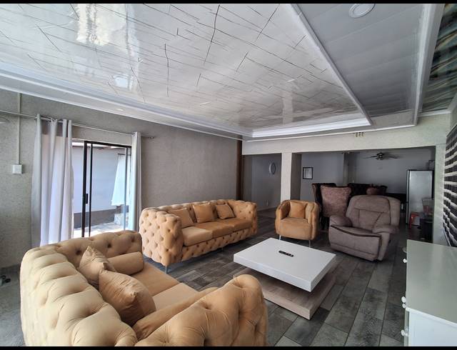 3 BEDROOM FREESTANDING SOLD IN STILFONTEIN EXT 3